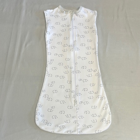 Anko Baby White Sleep Sack with Elephant Pattern - Picture 1 of 4